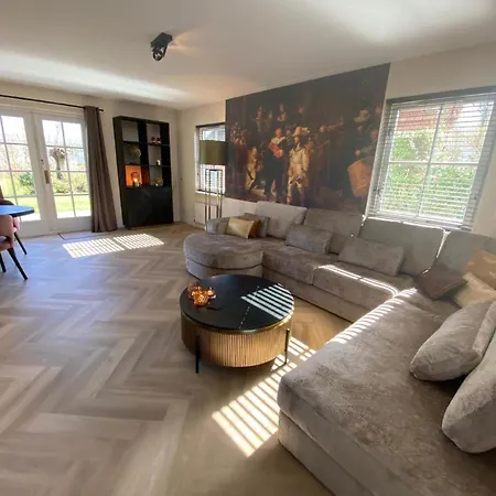 Holiday home Vermeer *